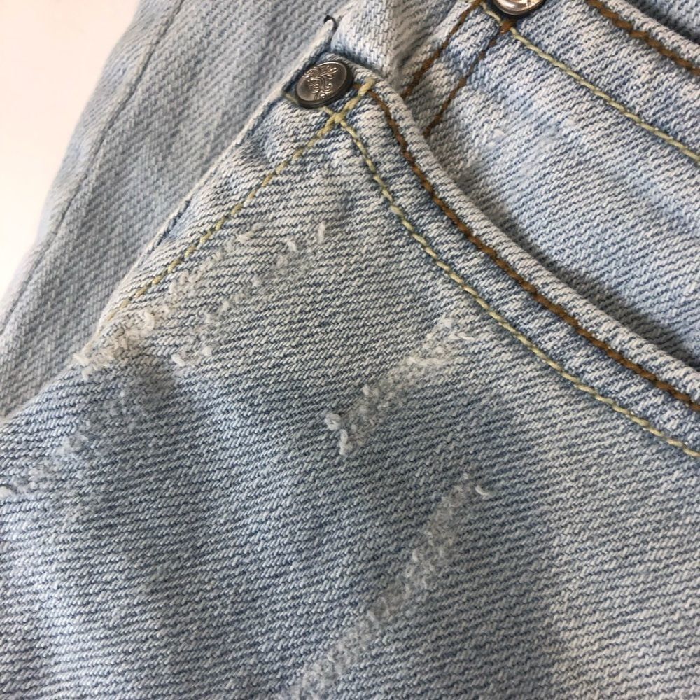 Refuge light denim shorts size 13 - Picture 4 of 10